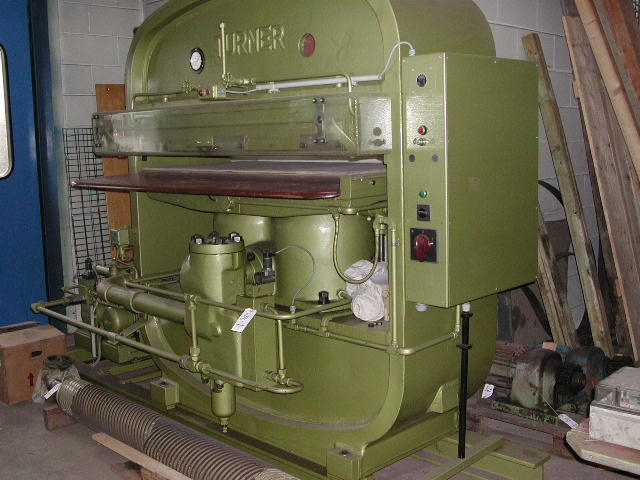 Presses, Ironing & Embossing - Turner - 630 tons